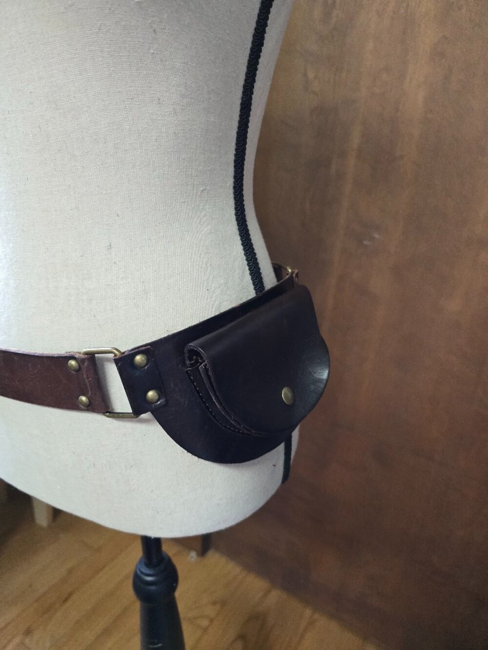 BedStu Aussie Rustic Belt with Bag  Size 38 Altered? Please read description